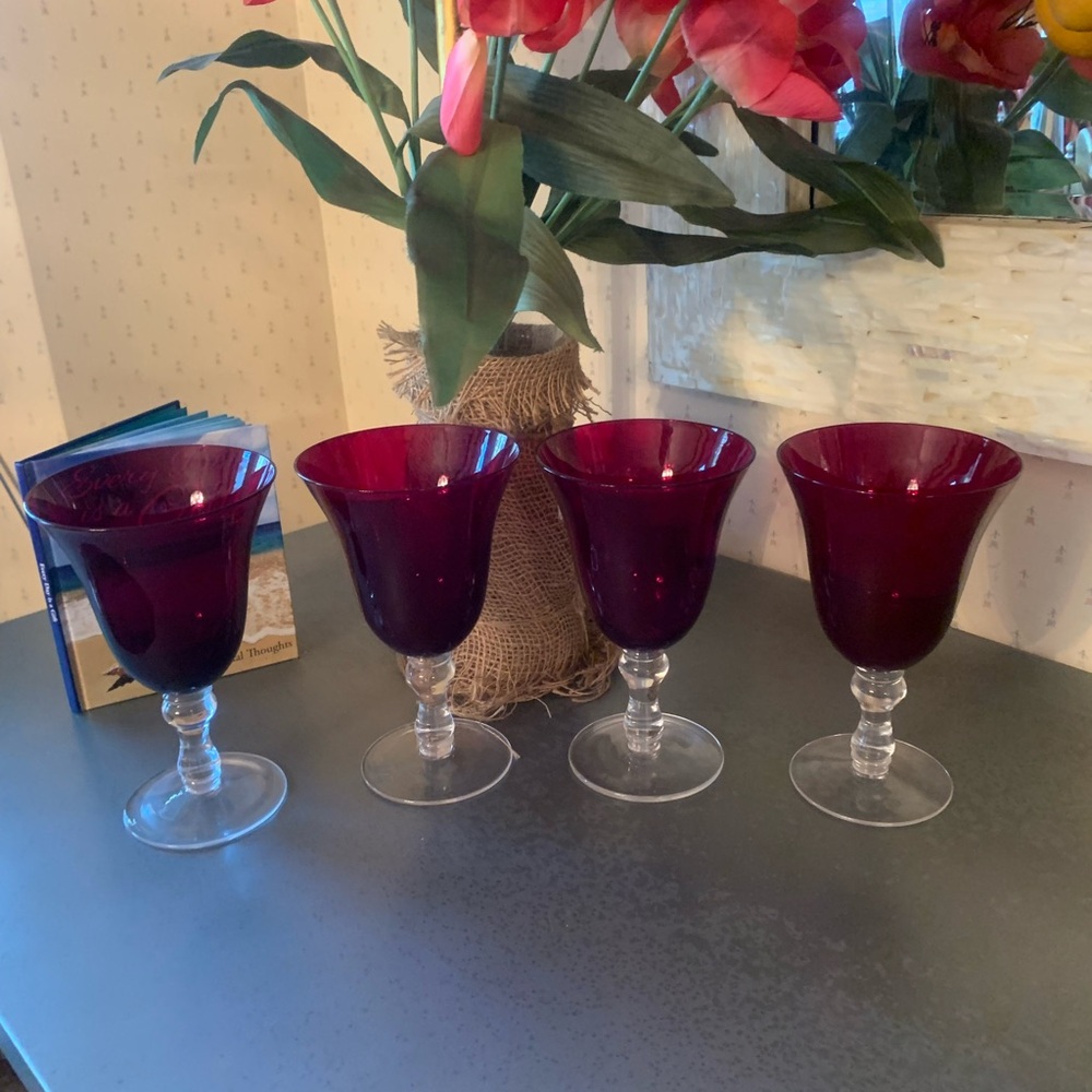Home Essentials RUBY RED/PLUM hand blown glass Wine/Water goblets. BEAUTIFUL! - Picture 2 of 9